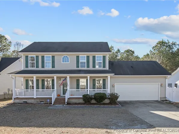 3679 Pioneer Dr, Hope Mills, NC 28348