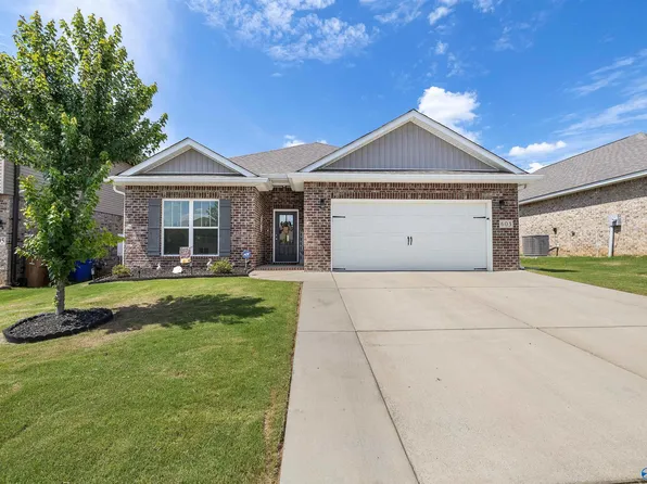 603 Magnolia Place Ln SW, Hartselle, AL 35640