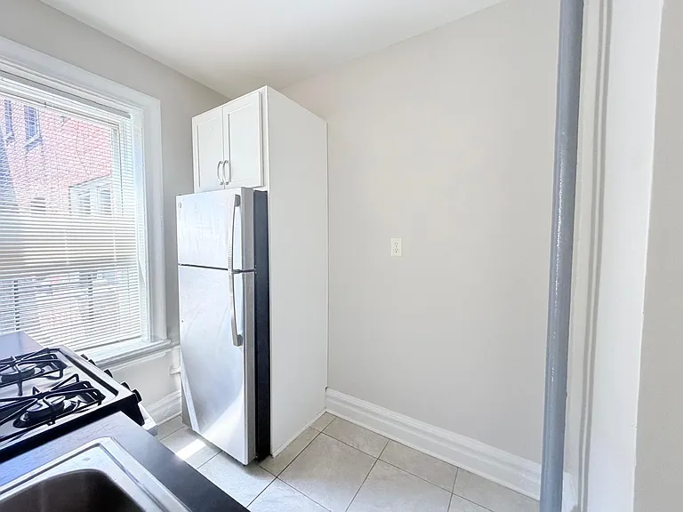 123 Corbin Ave #33E — Photo 2