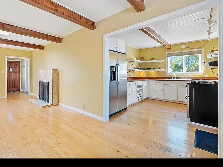 1292 Sydney St — Photo 8