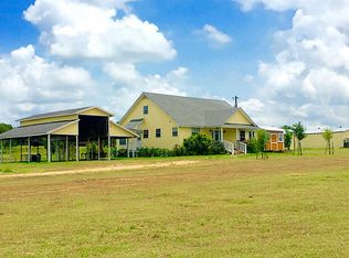 6225 Wickel Rd, Burton, TX 77835