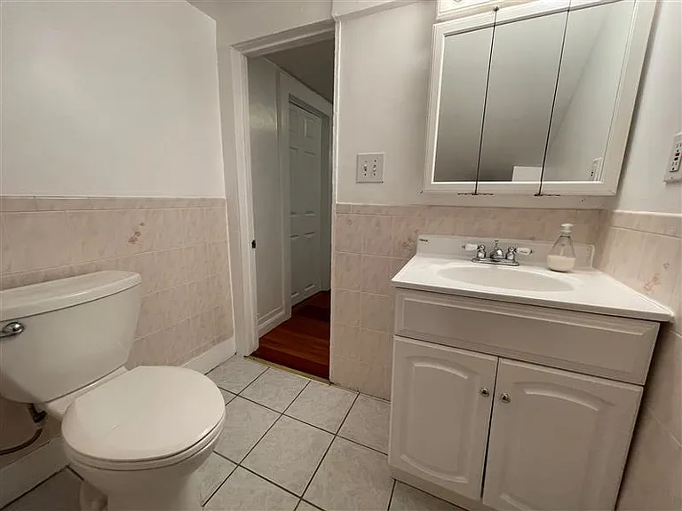 74 School St #2 — Photo 8