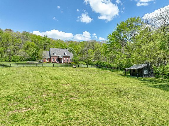 3rd image of 3817 Old Charlotte Pike