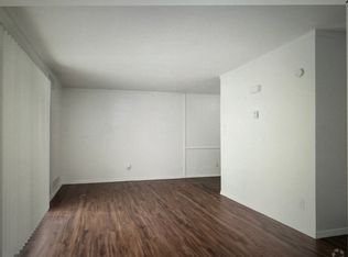 5219 Fairbanks Dr #C, El Paso, TX 79924