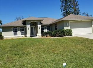3307 SW 7th Ln, Cape Coral, FL 33991