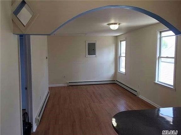 4th image of 11540 124th St