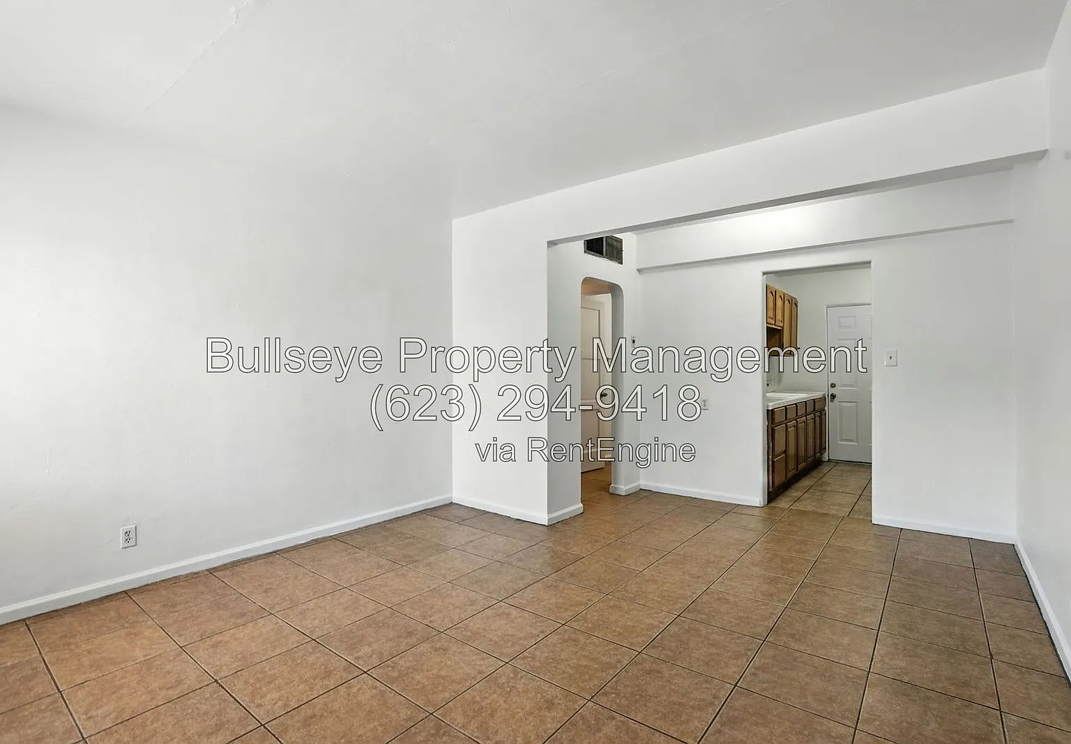 2 bed, 1.0 bath, 650 sqft, $900 — Photo 3
