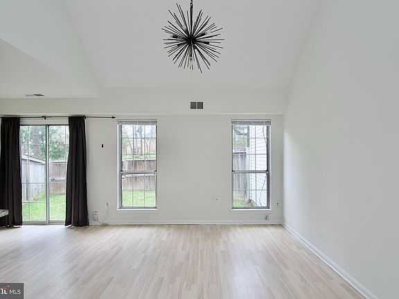 5th image of 6213 Stonepath Cir