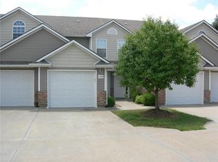 21088 Millridge St, Spring Hill, KS 66083