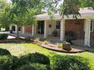 124 Louise Ritter Blvd, Red Oak, TX 75154