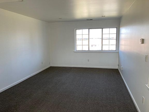 3rd image of 8140 Crestview Dr APT 4