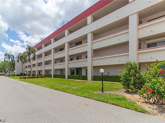 3rd image of 1781 Pebble Beach Dr APT 410