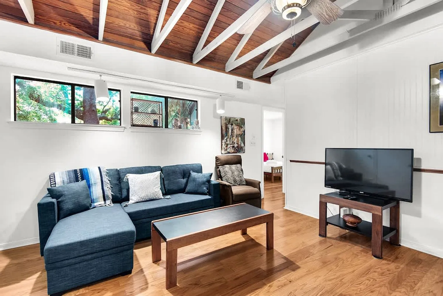 2 bed, 1.0 bath, $3,118 — Photo 1