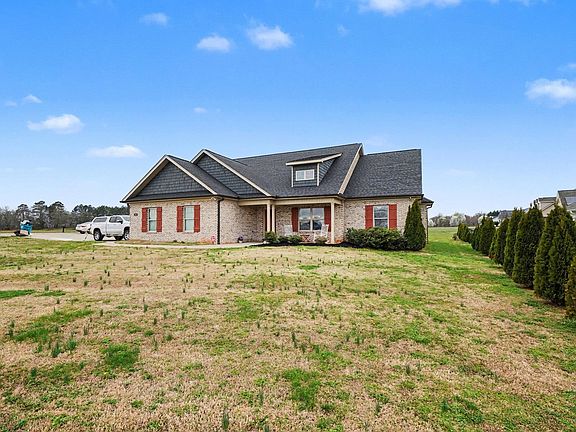 3rd image of 903 Love Springs Rd