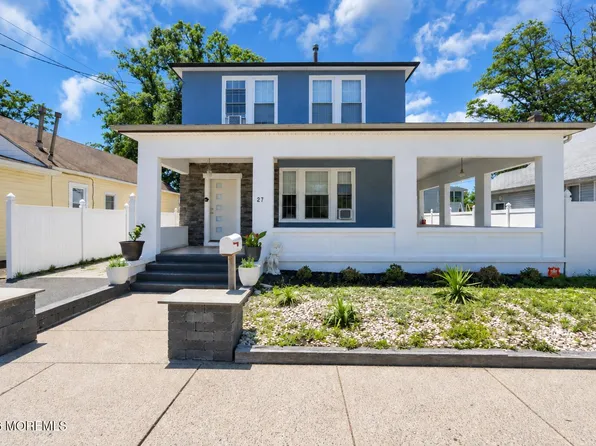27 Oakwood Place, Keansburg, NJ 07734