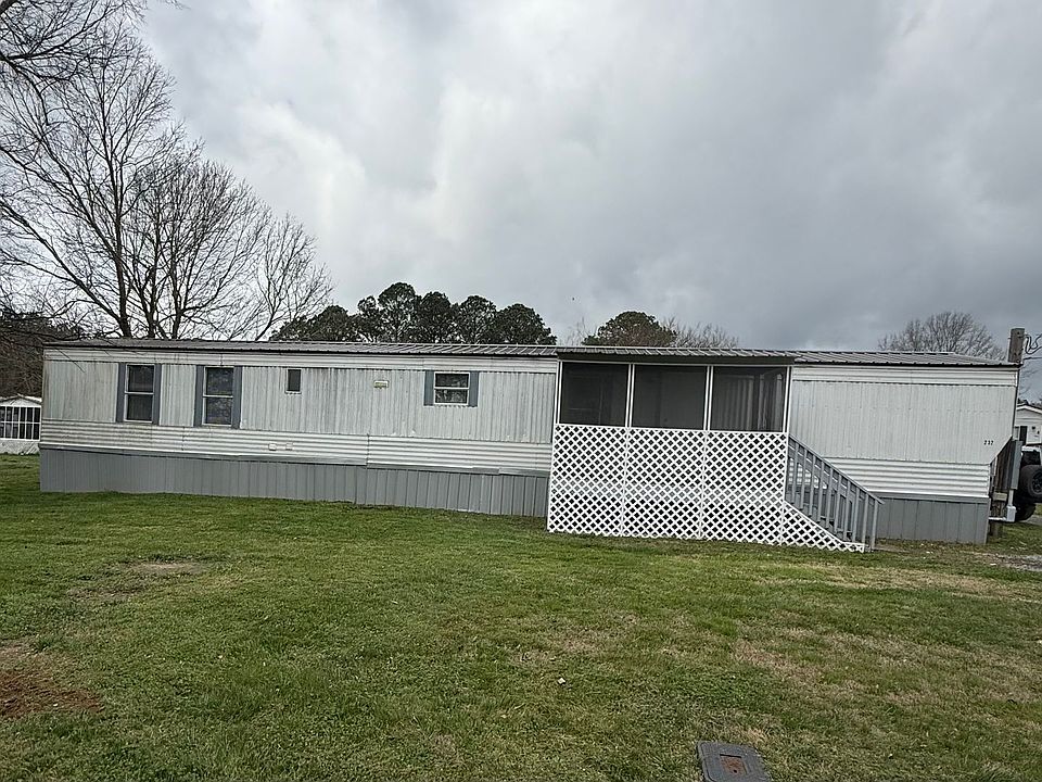 1st image of 232 White Rd SE