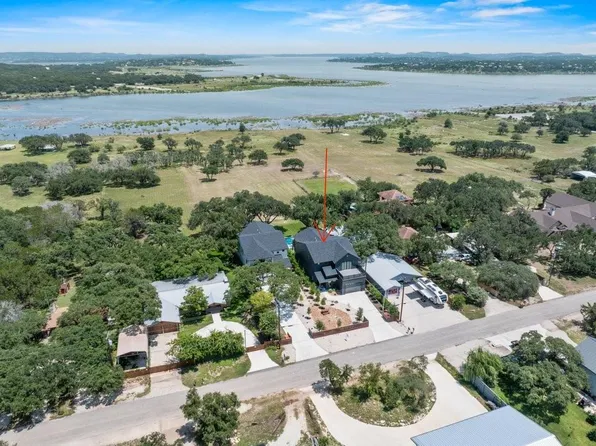 2854-2858 Lakeshore Dr, Canyon Lake, TX 78133