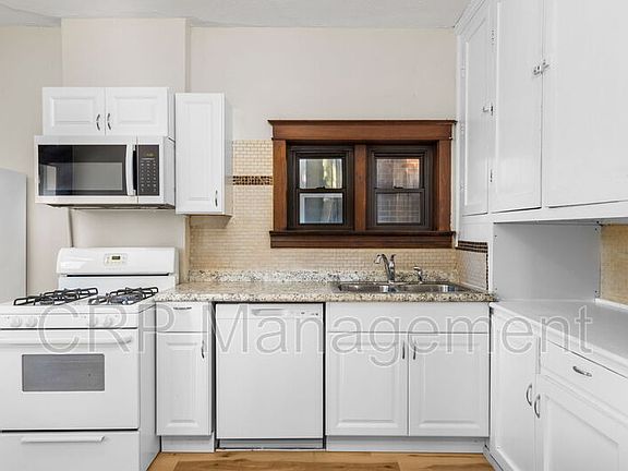 5th image of 5033 Ray Ave
