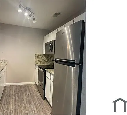 603 Bishop Dr #D — Photo 5