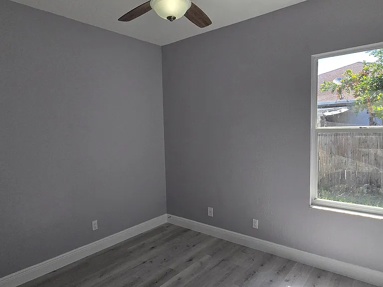 4580 24th Pl SW #B — Photo 10