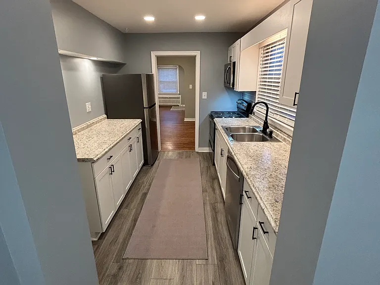213 W Coover St #B — Photo 16