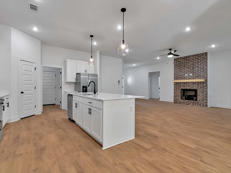 2907 N Grey Squirrel Dr — Photo 6