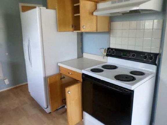 5th image of 520 S Alder St