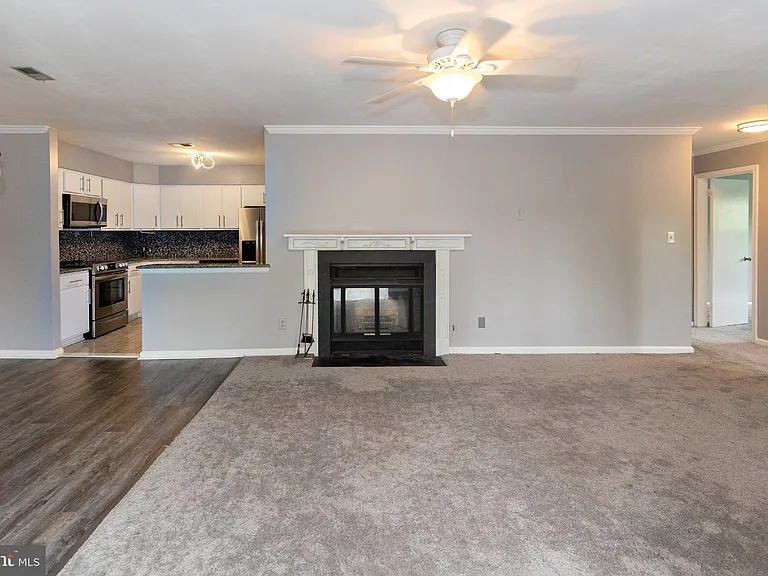 10 Sumac Ct #B — Photo 4