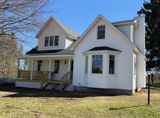 1527 Deerfield Road, Eau Claire, WI 54703