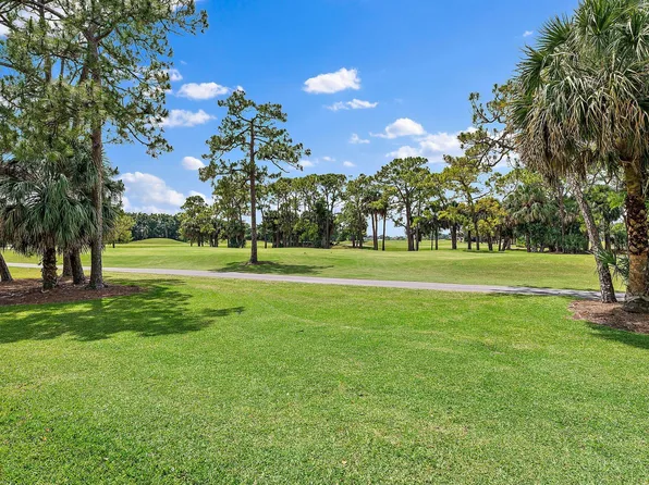 1322 13th Terrace, Palm Beach Gardens, FL 33418
