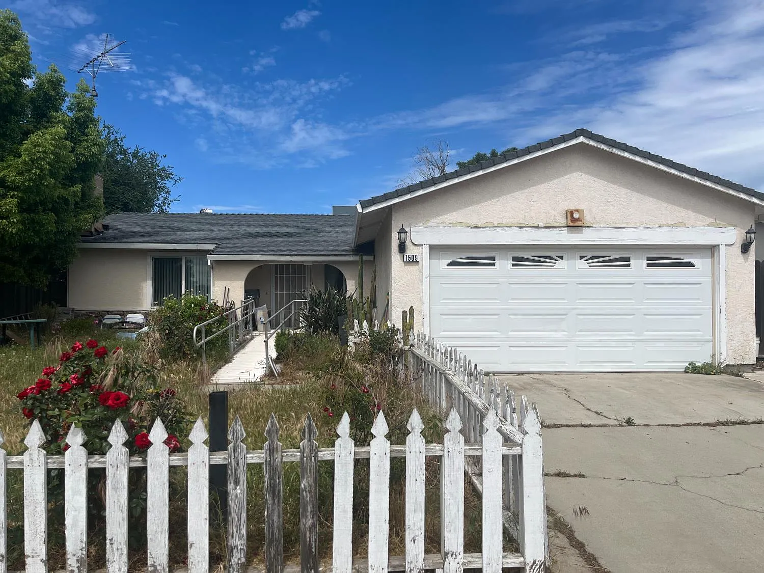 1509 Brixton Ln photo 1