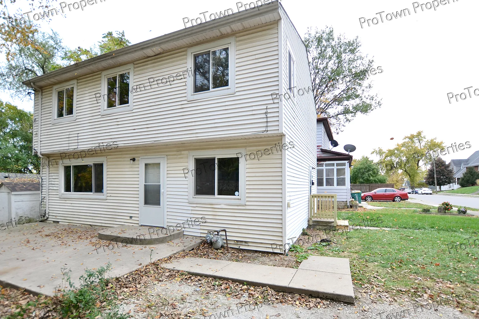 308 Dewey St photo 1