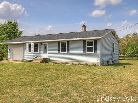 2nd image of 12379 Long Lake Dr