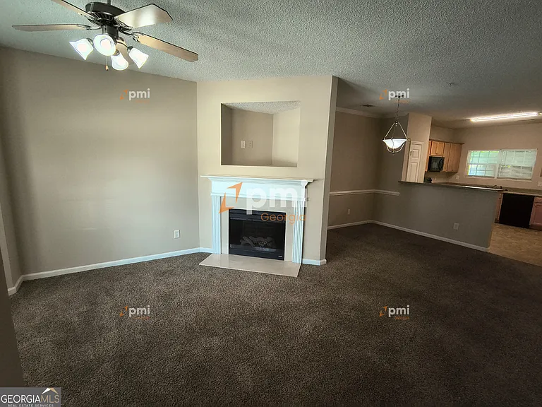 163 Chastain Way — Photo 4