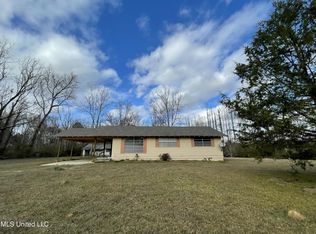 1047 Pearl Valley Rd, Wesson, MS 39191