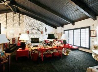 3 Hamilton Ln, Oak Brook, IL 60523