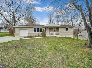 36 Pine St, Newtown Square, PA 19073