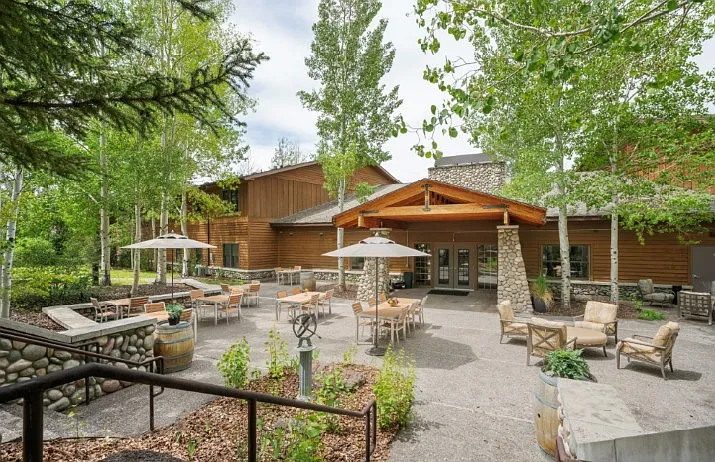Legacy Lodge — Photo 14