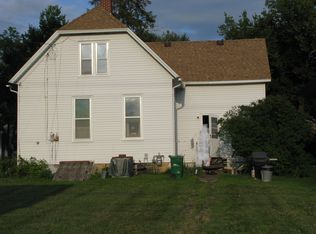 221 N 2nd St, River Falls, WI 54022