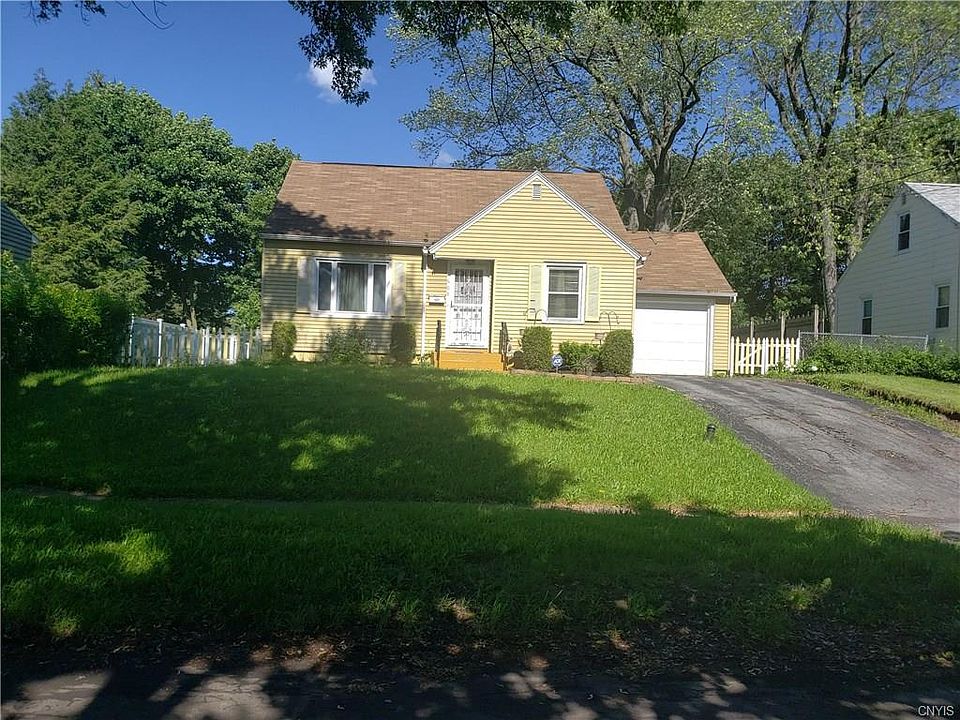 1st image of 609 Salisbury Park Dr