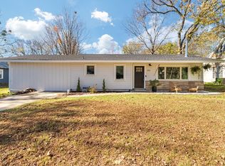 204 N Mock St, Prairie Grove, AR 72753