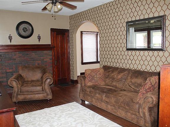 2nd image of 913 Tiffin Ave