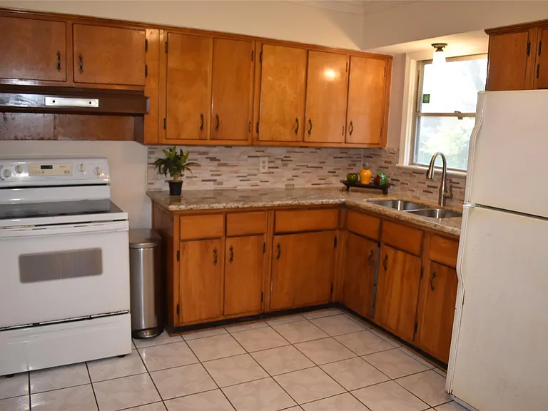 5911 Hornwood Dr — Photo 19