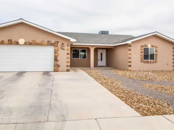 1320 Little Rabbit Dr, Farmington, NM 87401