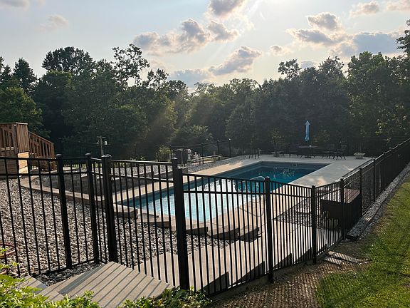 5th image of 5006 Carpenter Dr