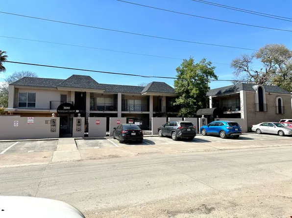 3910 McDuffie