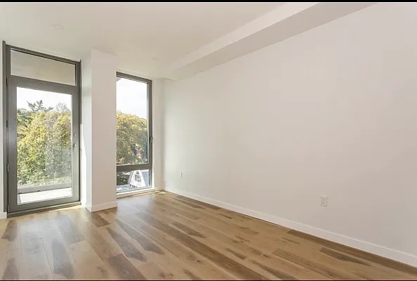 Rented by NY Space Finders Inc. | media 7