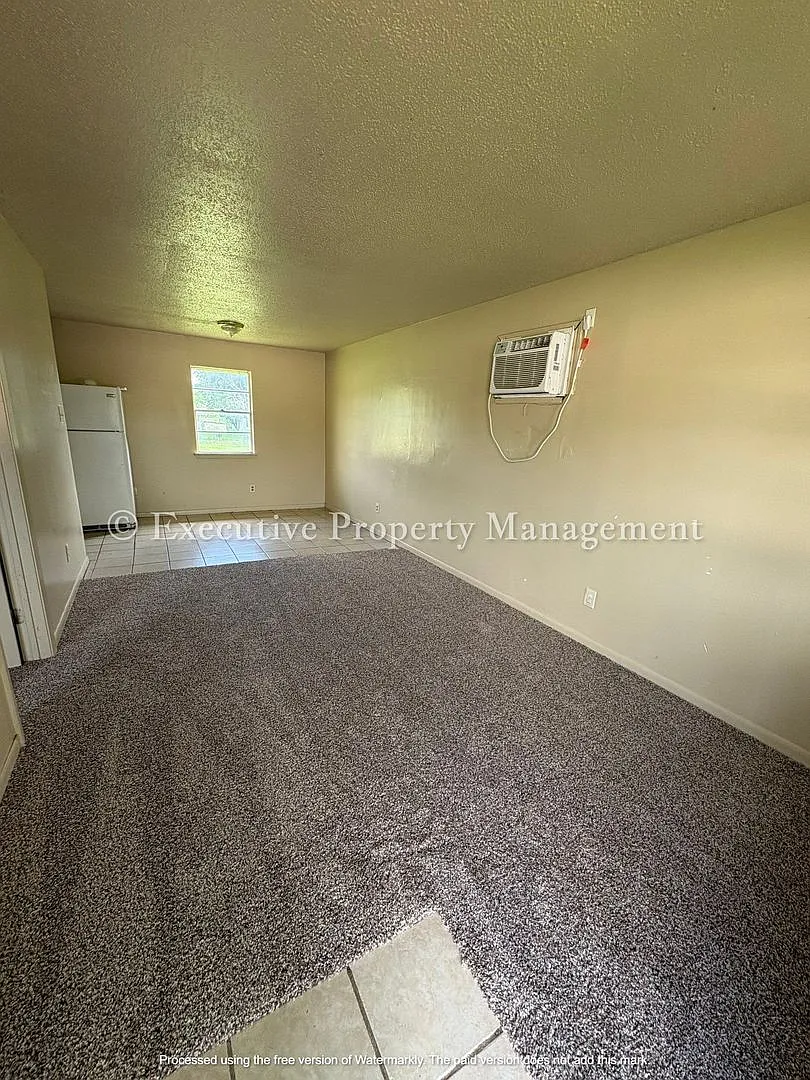 410 Sunset Lane — Photo 3