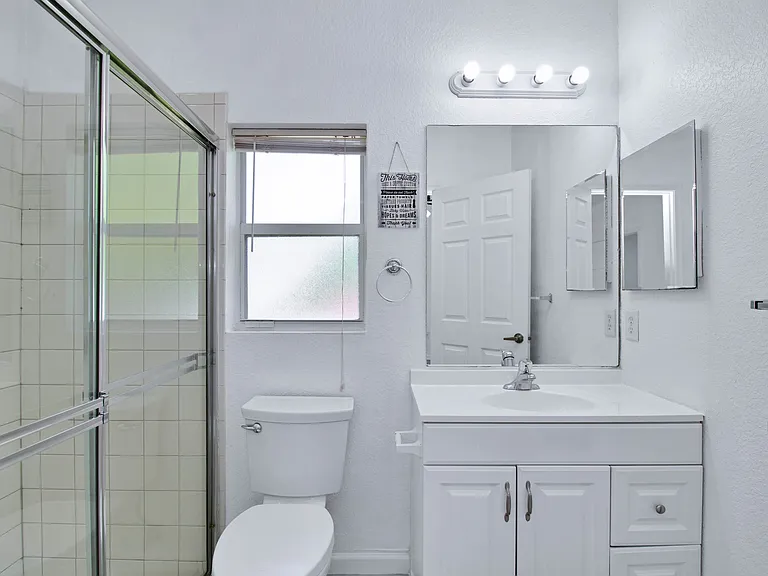 5603 Polk St #A — Photo 14
