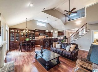 10111 Skylark Dr SE, Huntsville, AL 35803